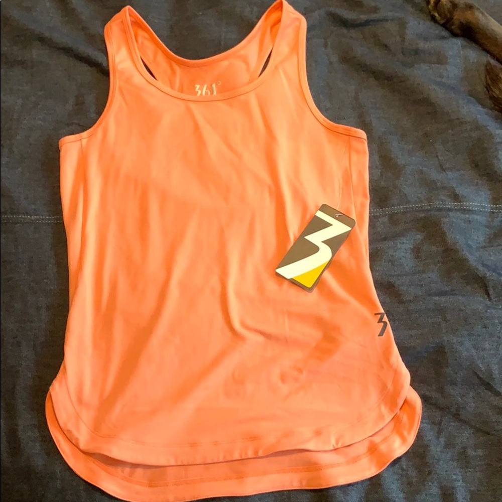 Salmon tank top